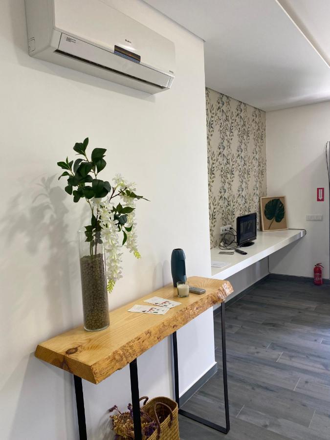 Garden Apartment Dona Amelia Абрантес Екстериор снимка